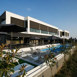  Hotel Isalos