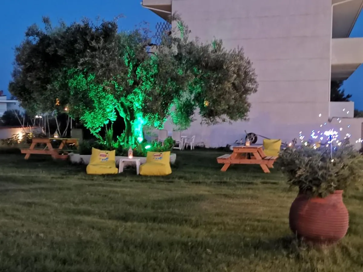 The House Of The Roses Seaview Superior Apartment 2 Gerakini Greece