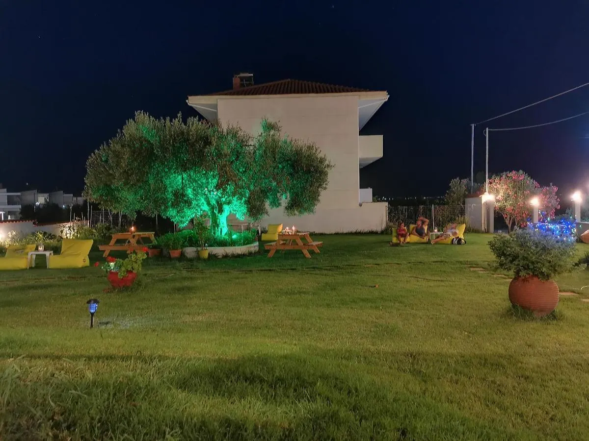 The House Of The Roses Seaview Superior Apartment 2 Gerakini Holiday home